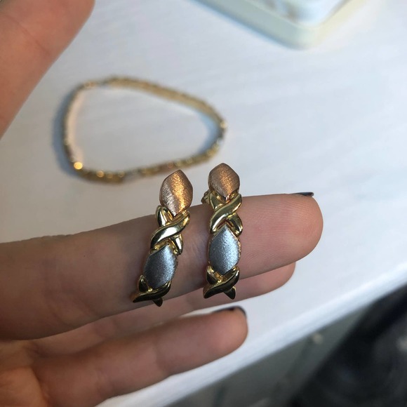Vintage 90s JcPenney OTC 10K White Gold XO Bracelet & Earrings Set - Picture 10 of 15
